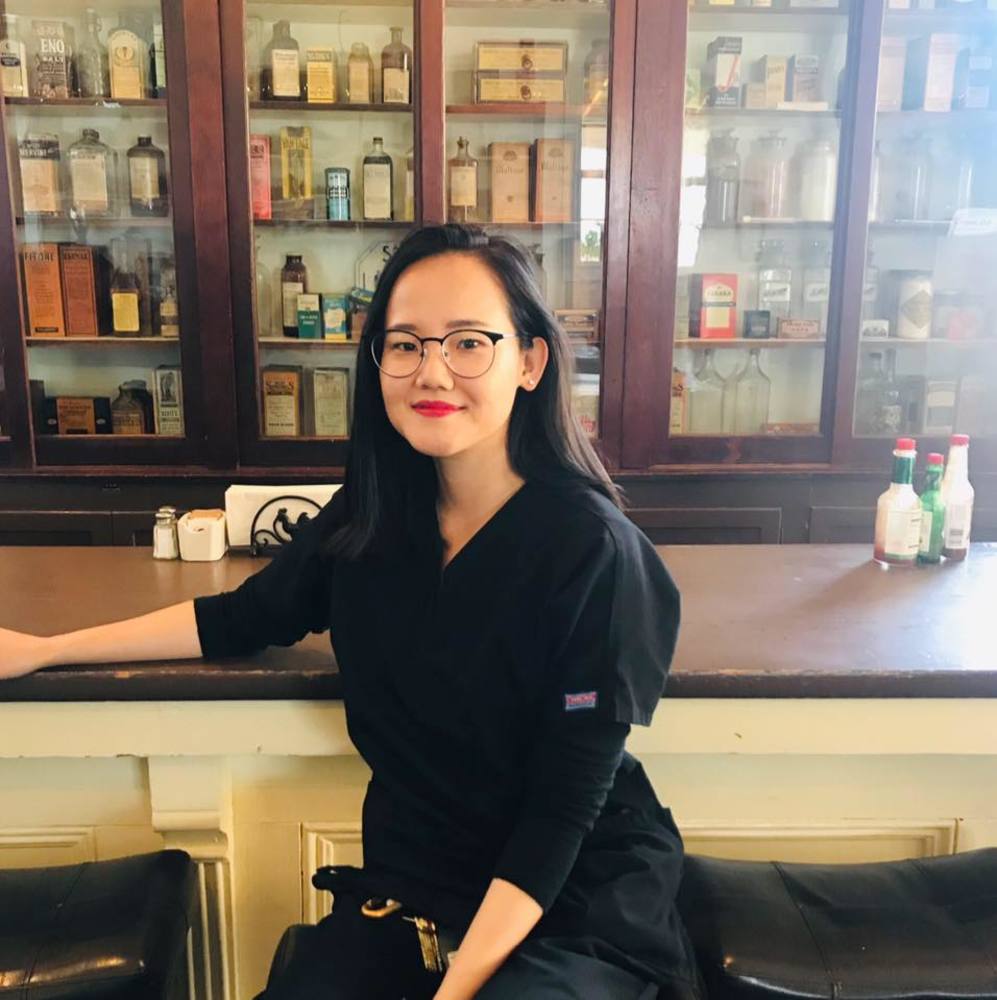 Meet your Posher, Moge